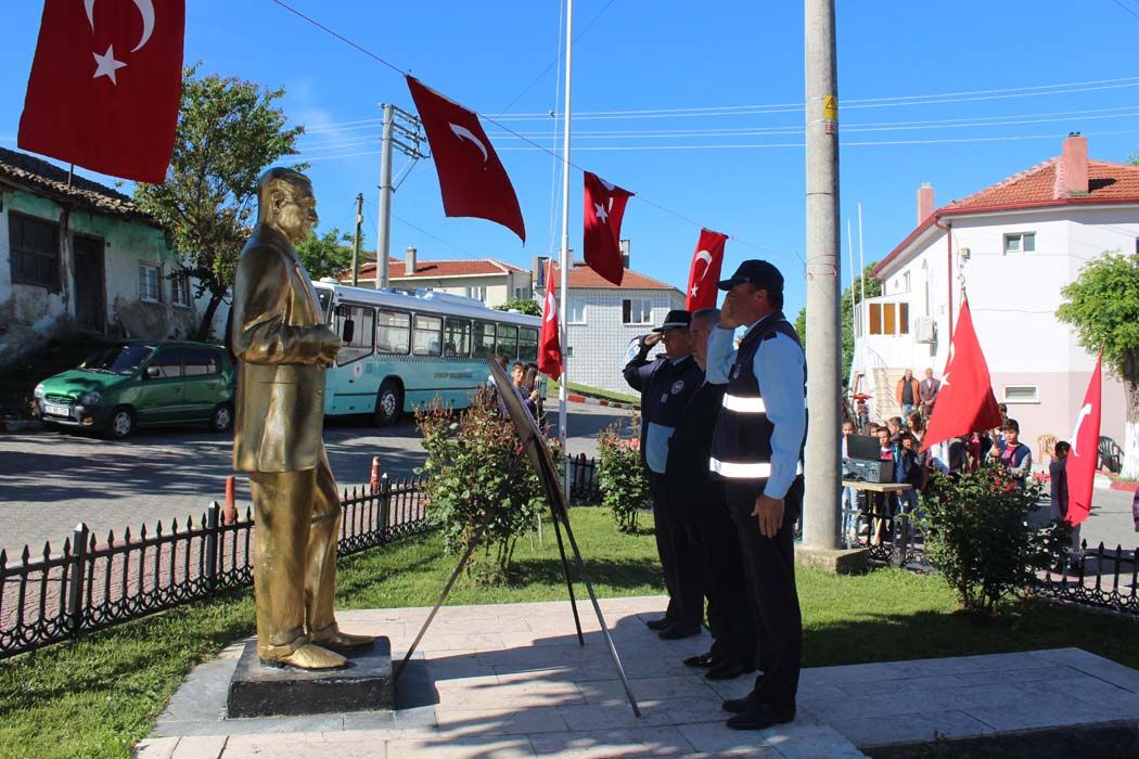 19 MAYIS 2017 ÇELENK TÖRENİ