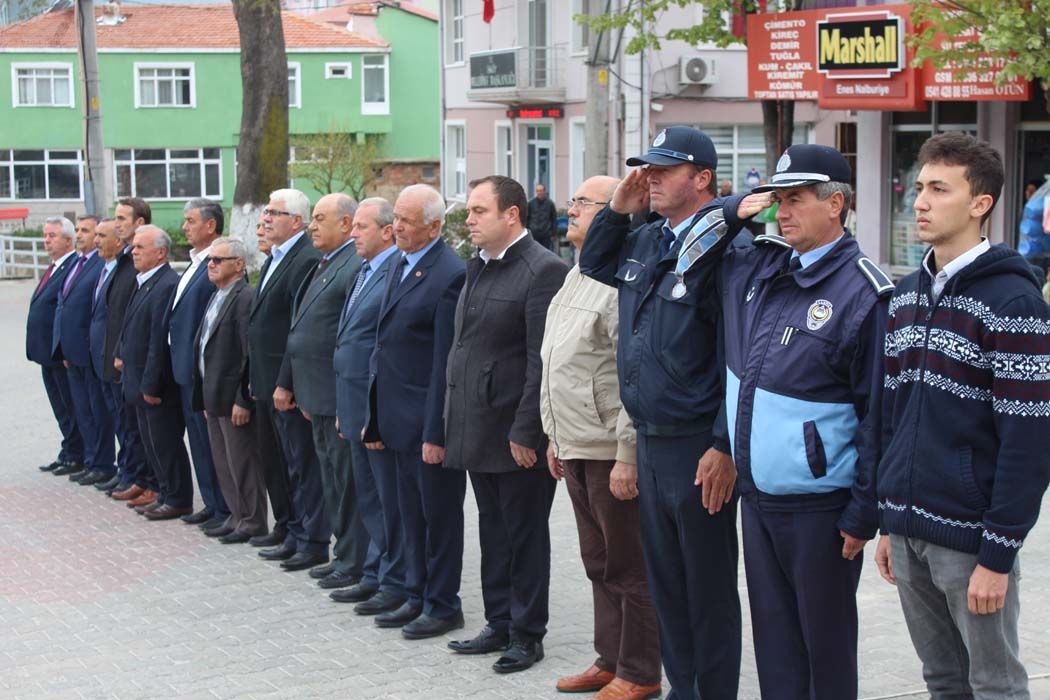 ULUSAL EGEMENLİK VE ÇOCUK BAYRAMI-2017 (ÇELENK TÖRENİ)