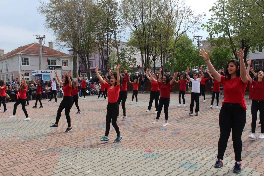 ULUSAL EGEMENLİK VE ÇOCUK BAYRAMI-2017 (KUTLAMALAR)