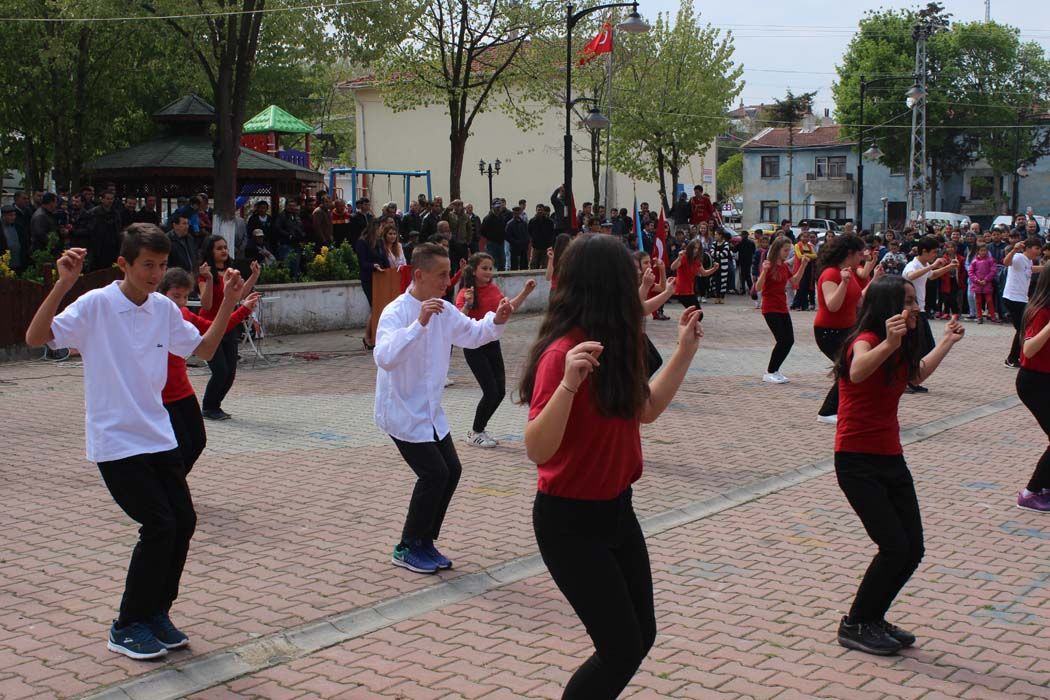 ULUSAL EGEMENLİK VE ÇOCUK BAYRAMI-2017 (KUTLAMALAR)