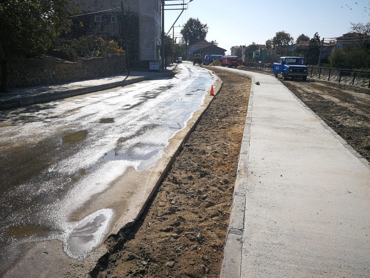 Belediye Caddesi Yol ve Kaldırım Düzenlemesi 