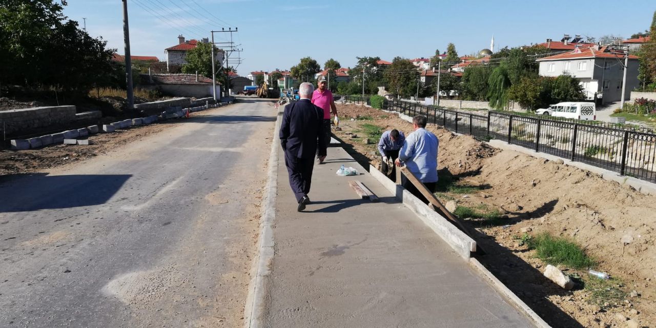 Belediye Caddesi Yol ve Kaldırım Düzenlemesi 