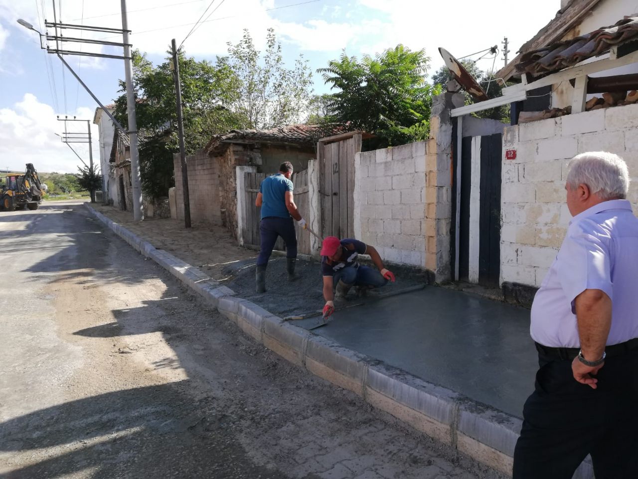 Belediye Caddesi Yol ve Kaldırım Düzenlemesi 