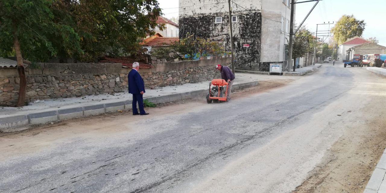 Belediye Caddesi Yol ve Kaldırım Düzenlemesi 
