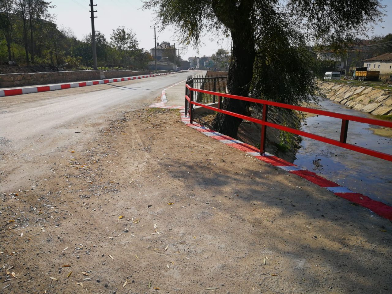 Belediye Caddesi Yol ve Kaldırım Düzenlemesi 