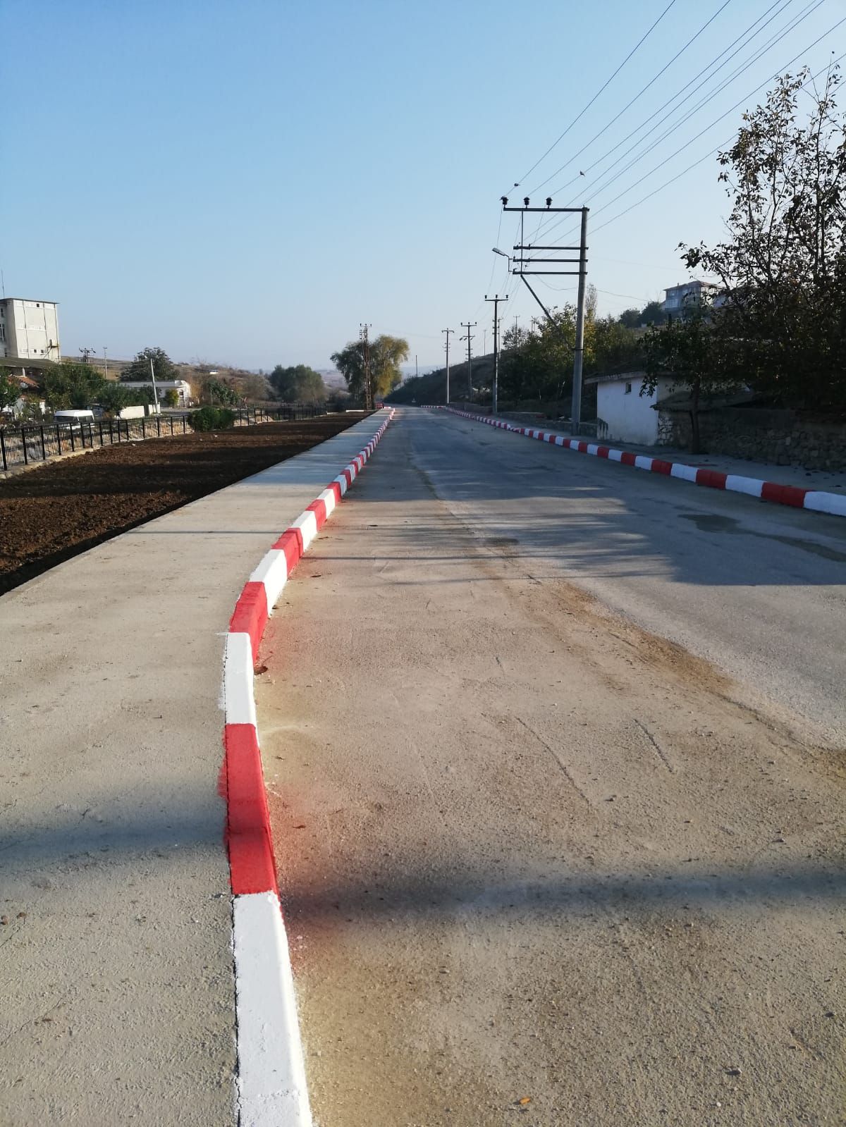 Belediye Caddesi Yol ve Kaldırım Düzenlemesi 