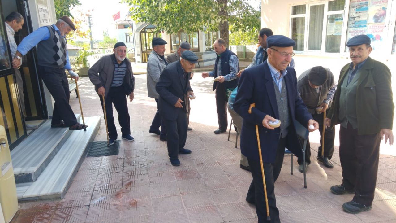 Aşure Dağıtımı (28.09.2018)