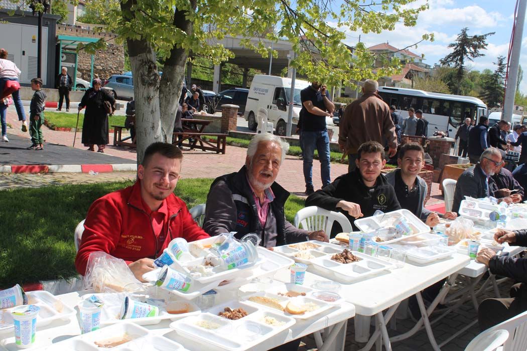 Yağmur ve Şükür Duası (2023)