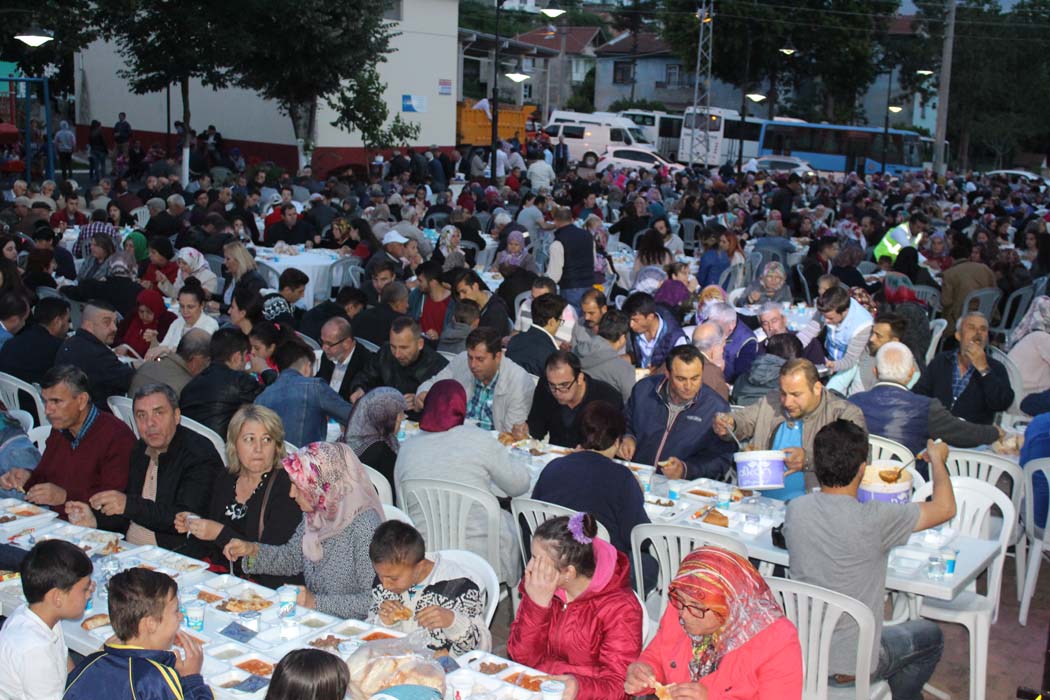 Geleneksel İftar Yemeği etkinliğimizin 8’incisi yapıldı…