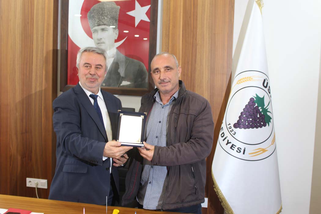 Belediyemiz personeli Nihat ÖZBEY emekli oldu…
