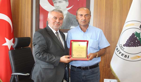 Belediyemiz personeli Erdal VARDAR emekli oldu…