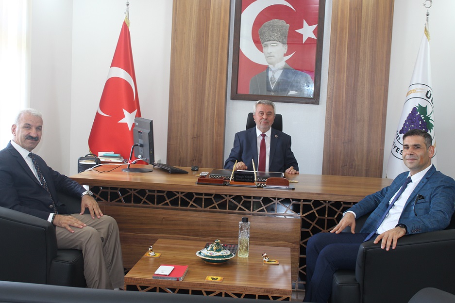 İl Milli Eğitim Müdürü Murat AŞIM' dan Belediye Başkanımıza ziyaret…