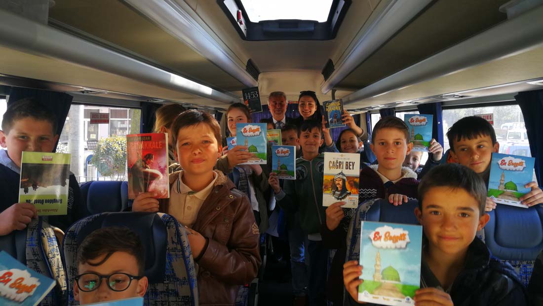 Ortaokul öğrencilerimizden “Oto Kitap” kampanyası…