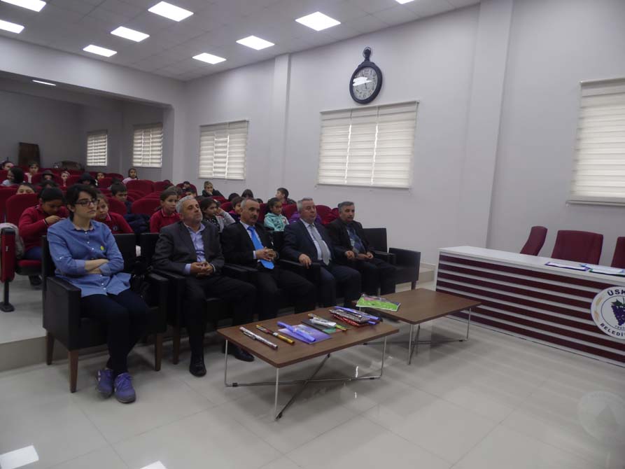 Üsküplü çocuklar haklarını eğlenerek öğrendiler…