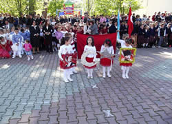 Beldemizde 23 Nisan Ulusal Egemenlik ve Çocuk Bayramı coşkuyla kutlandı